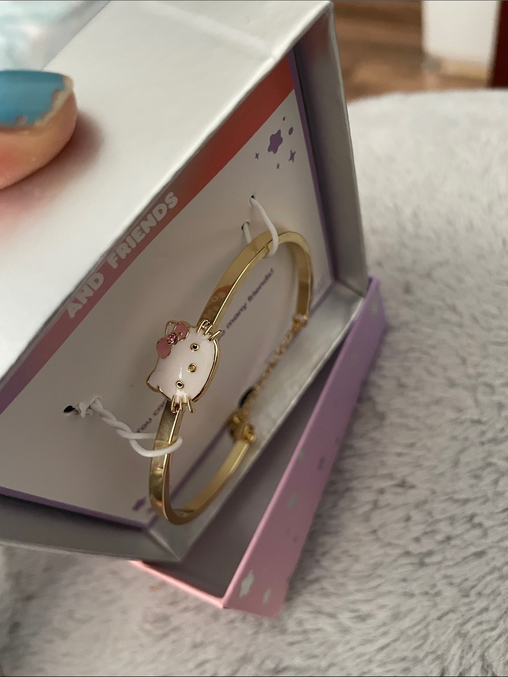 Hello Kitty Gold and White Enamel Bracelet with Pink Bow Accent - Picture 3 of 8